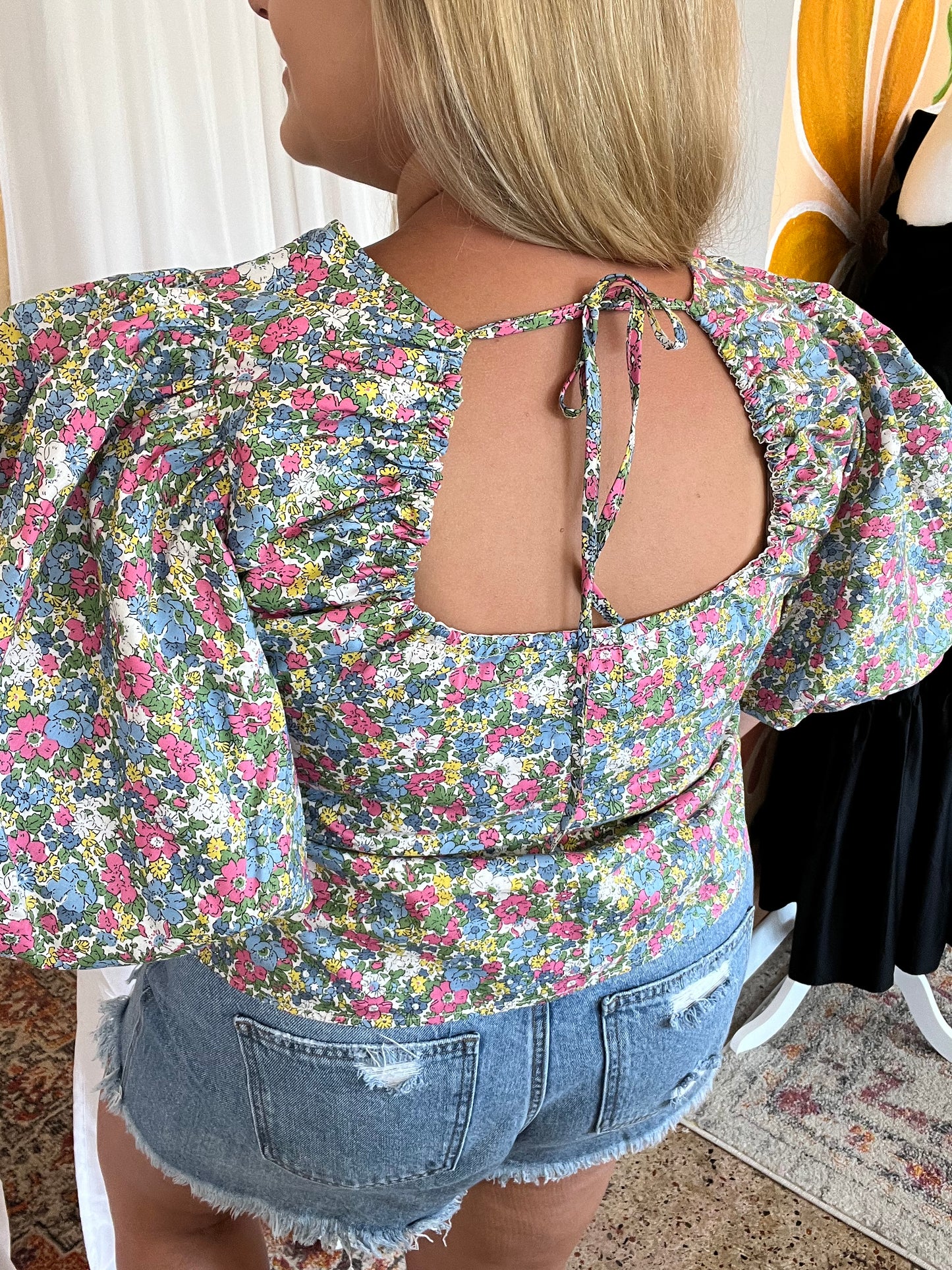 Floral Tie Back Mini Blouse